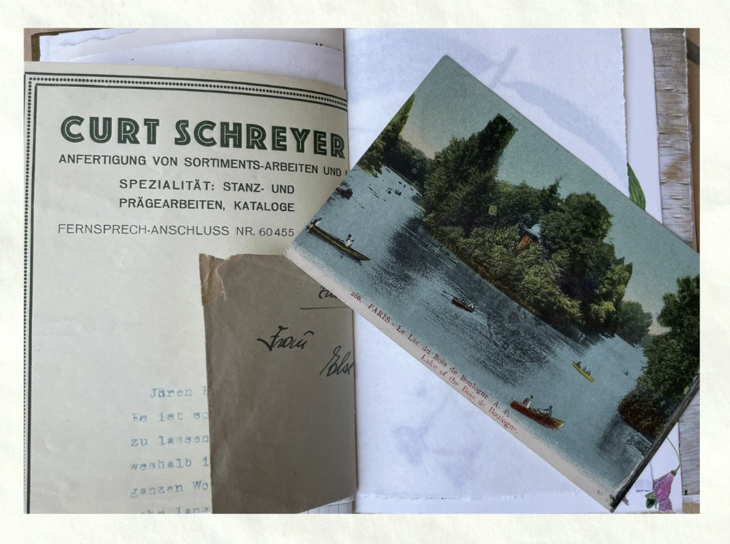journal-vintage-postcard-Paris.webp
